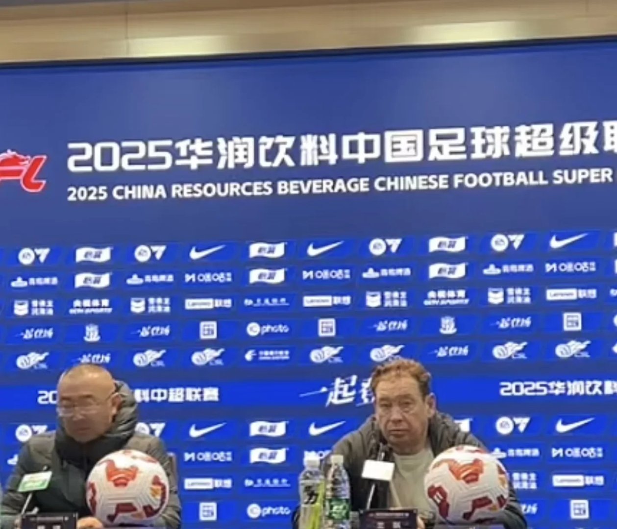 国际比赛频频升级，球员拼尽全力的简单介绍