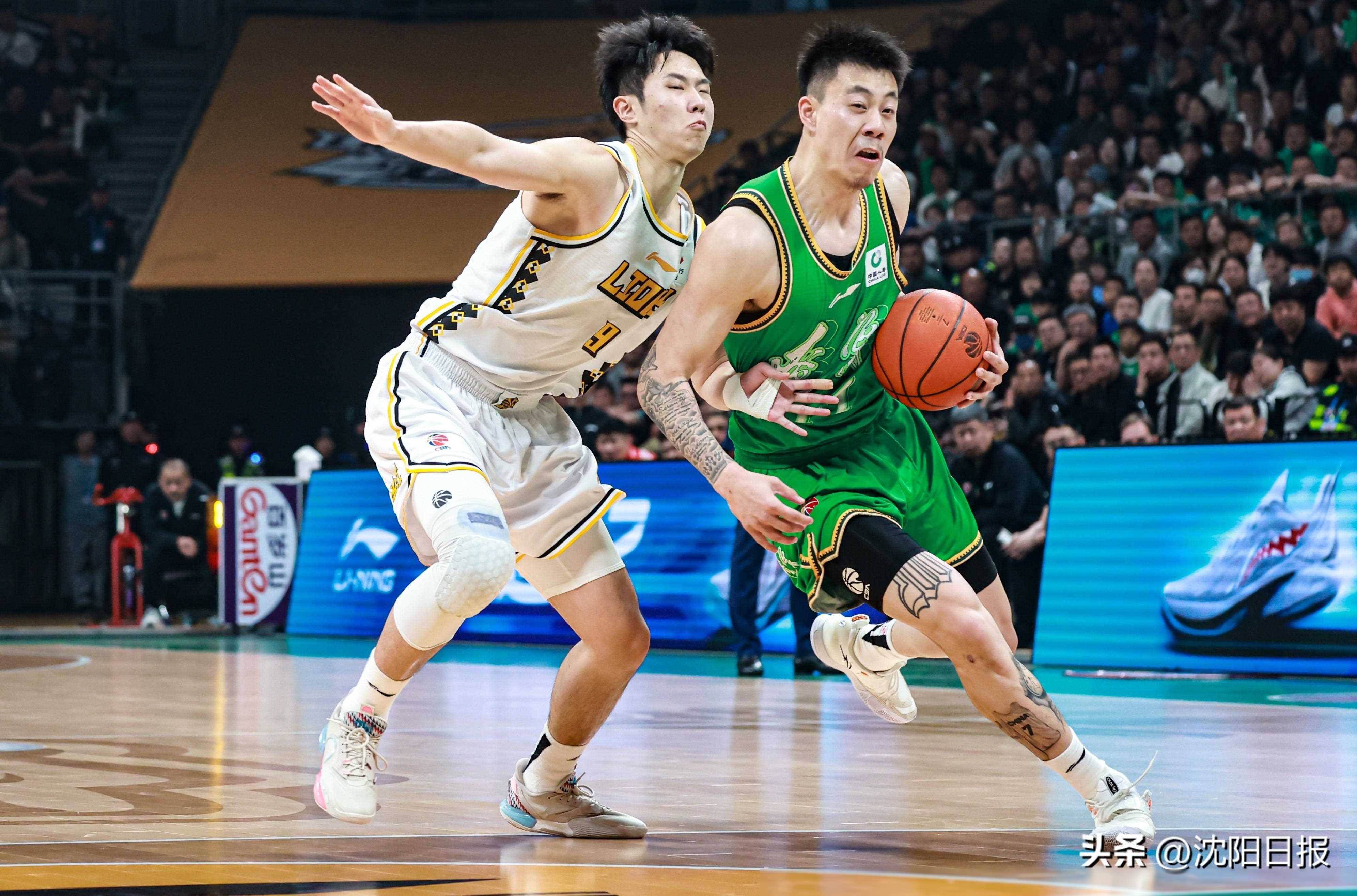 辽宁男篮连战连胜，势不可挡！(两连胜的辽宁男篮让cba悬念再起)