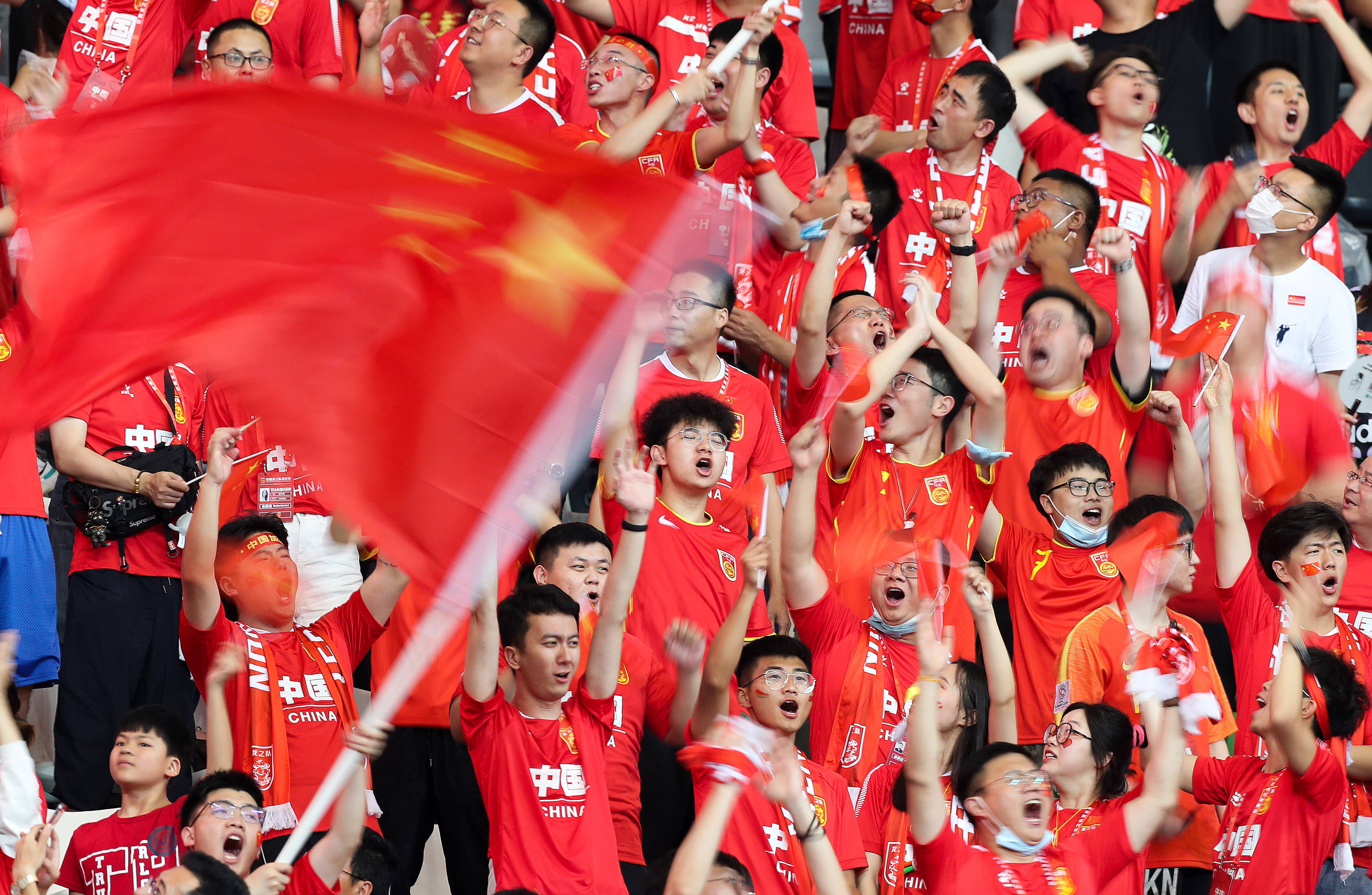 爱游戏登录入口-关于世界足坛强强对决，中国队再次出现亮点的信息