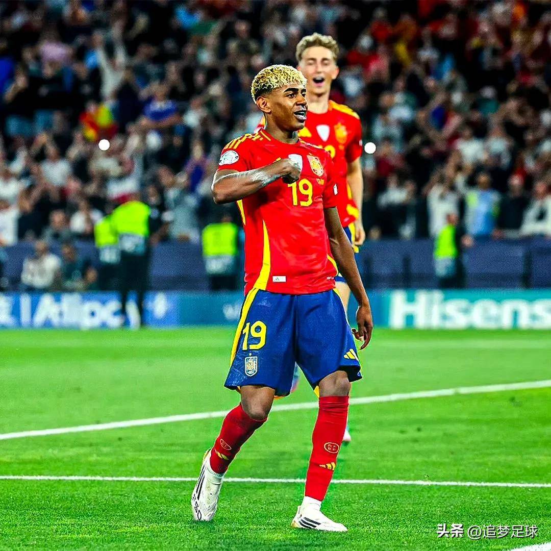 爱游戏-法国在欧国联半决赛中展现顽强实力