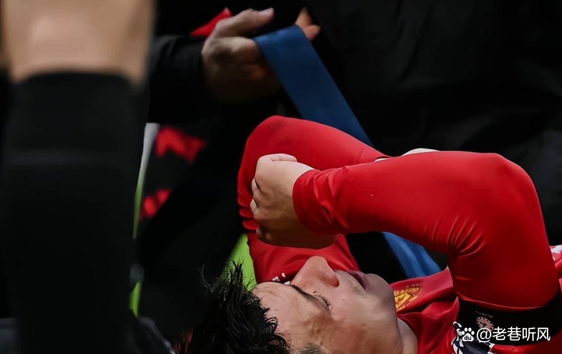 曼联原本强大后防线再次败露，近期面临挑战