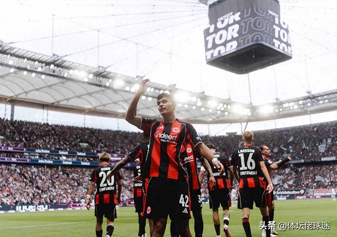 爱游戏体育官网-效力法兰克福的球员表现出色，势不可挡的简单介绍