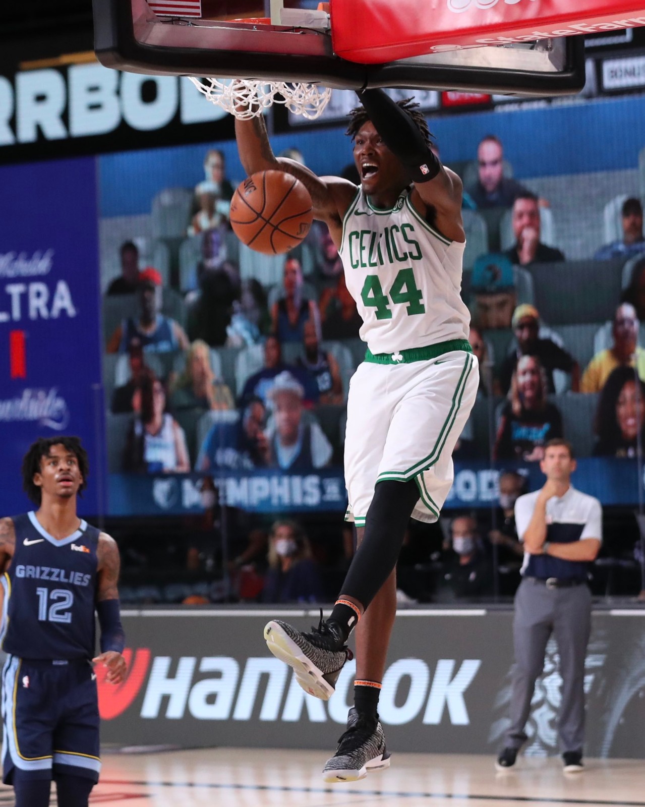 里尔击败雷恩，在比赛中展现出色表现